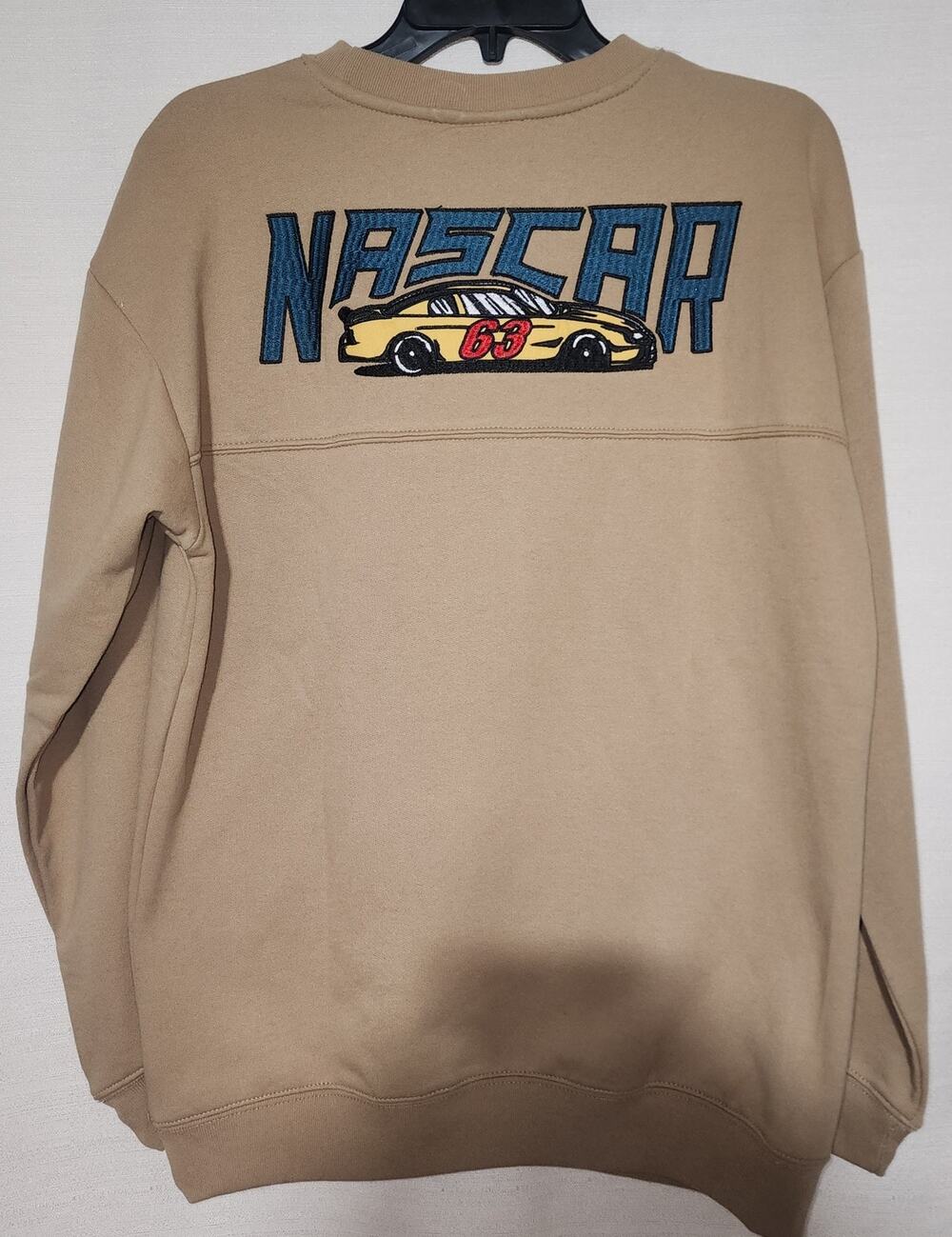 Nascar Sweat shirt men's medium embroidered